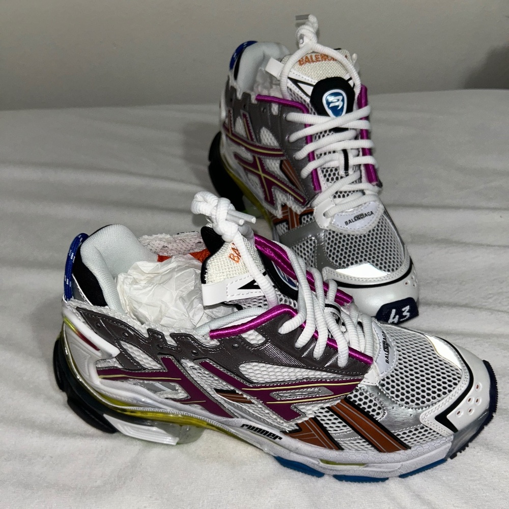 Balenciaga Men’s Runner🌟 24 HOUR SALE